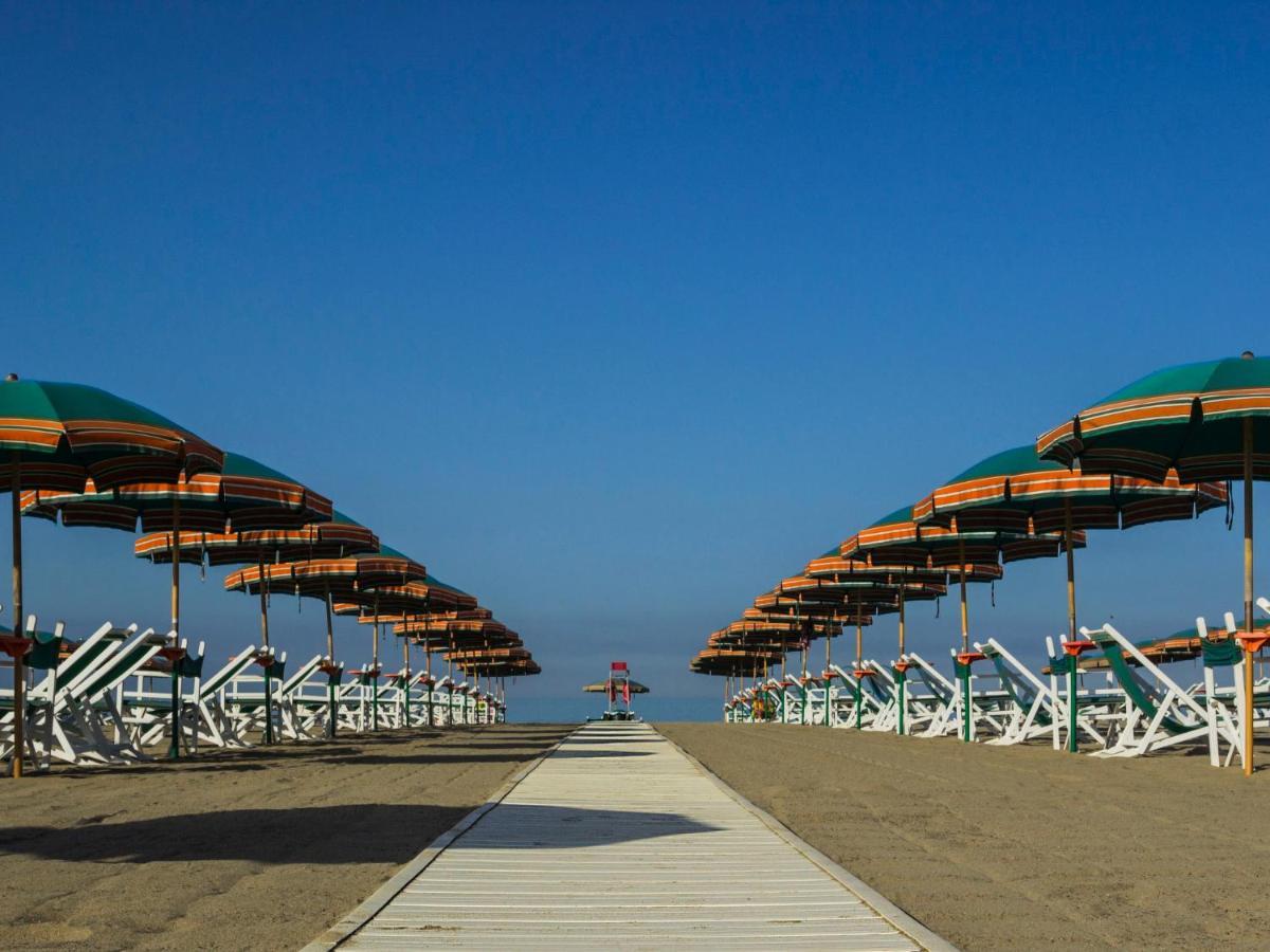 Holiday Home Stella Marina By Interhome Marina di Pietrasanta Bagian luar foto